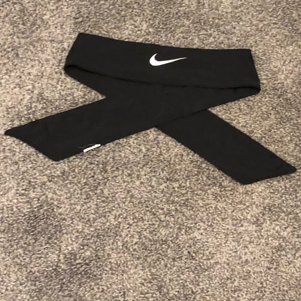 Nike headband